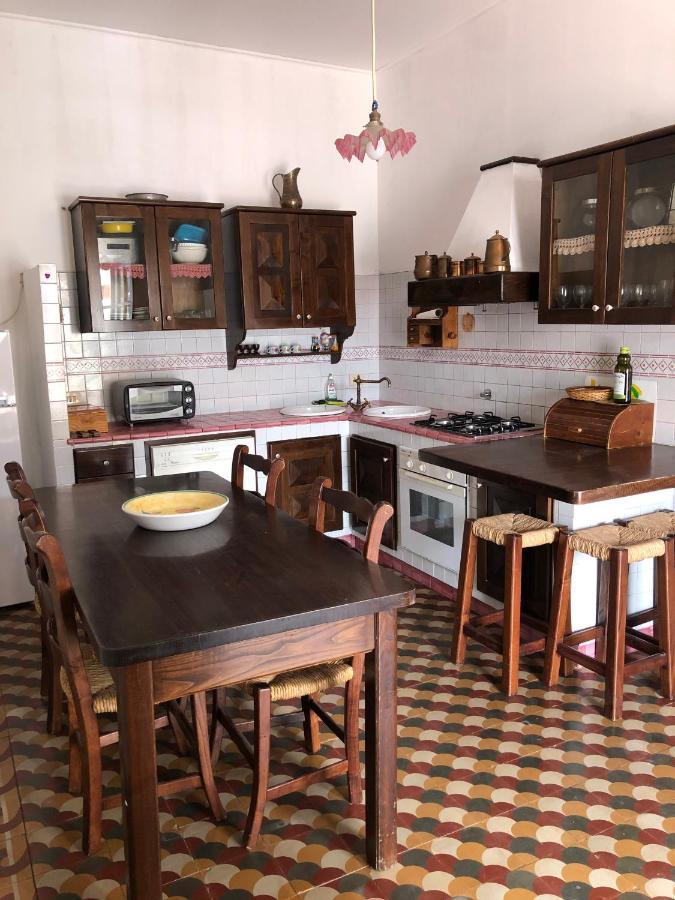 Isola - Lipari Centro Storicoヴィラ エクステリア 写真